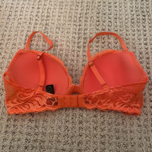 Natori 34C bra - Picture 2 of 2